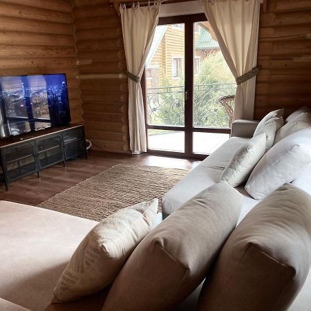Chalet Four Seasons Villa Tatariv Esterno foto