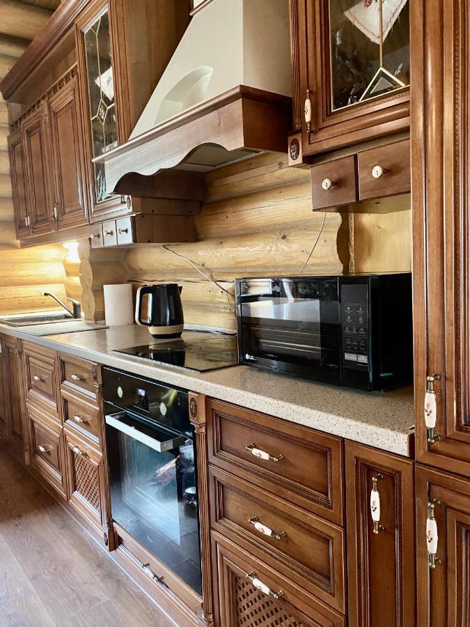 Chalet Four Seasons Villa Tatariv Esterno foto