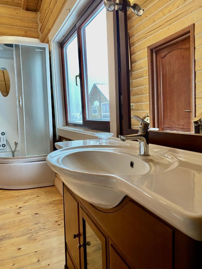 Chalet Four Seasons Villa Tatariv Esterno foto